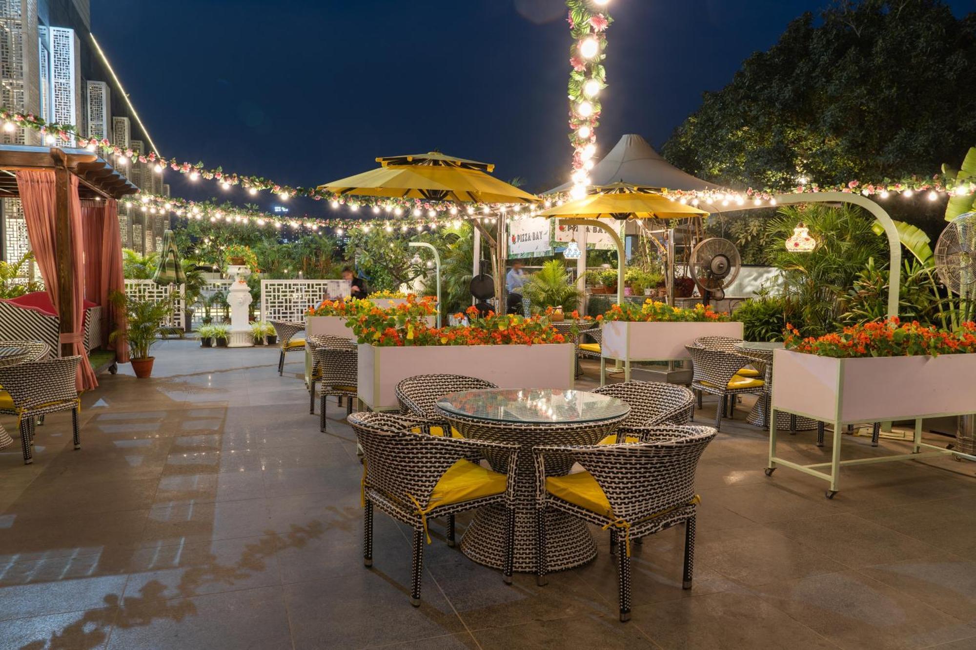 Karma Lakelands, Gurugram Гургаон Екстериор снимка