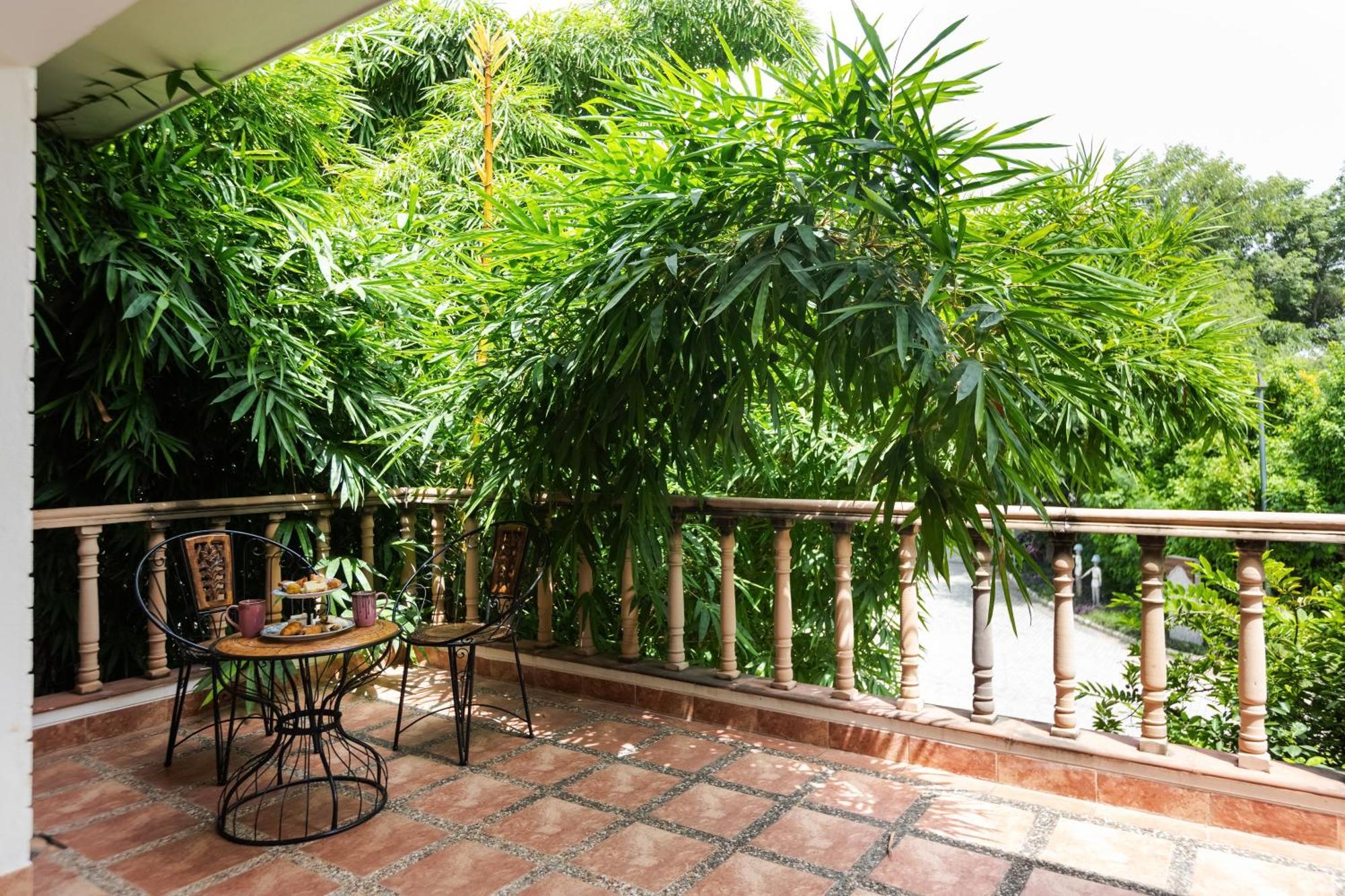 Karma Lakelands, Gurugram Гургаон Екстериор снимка