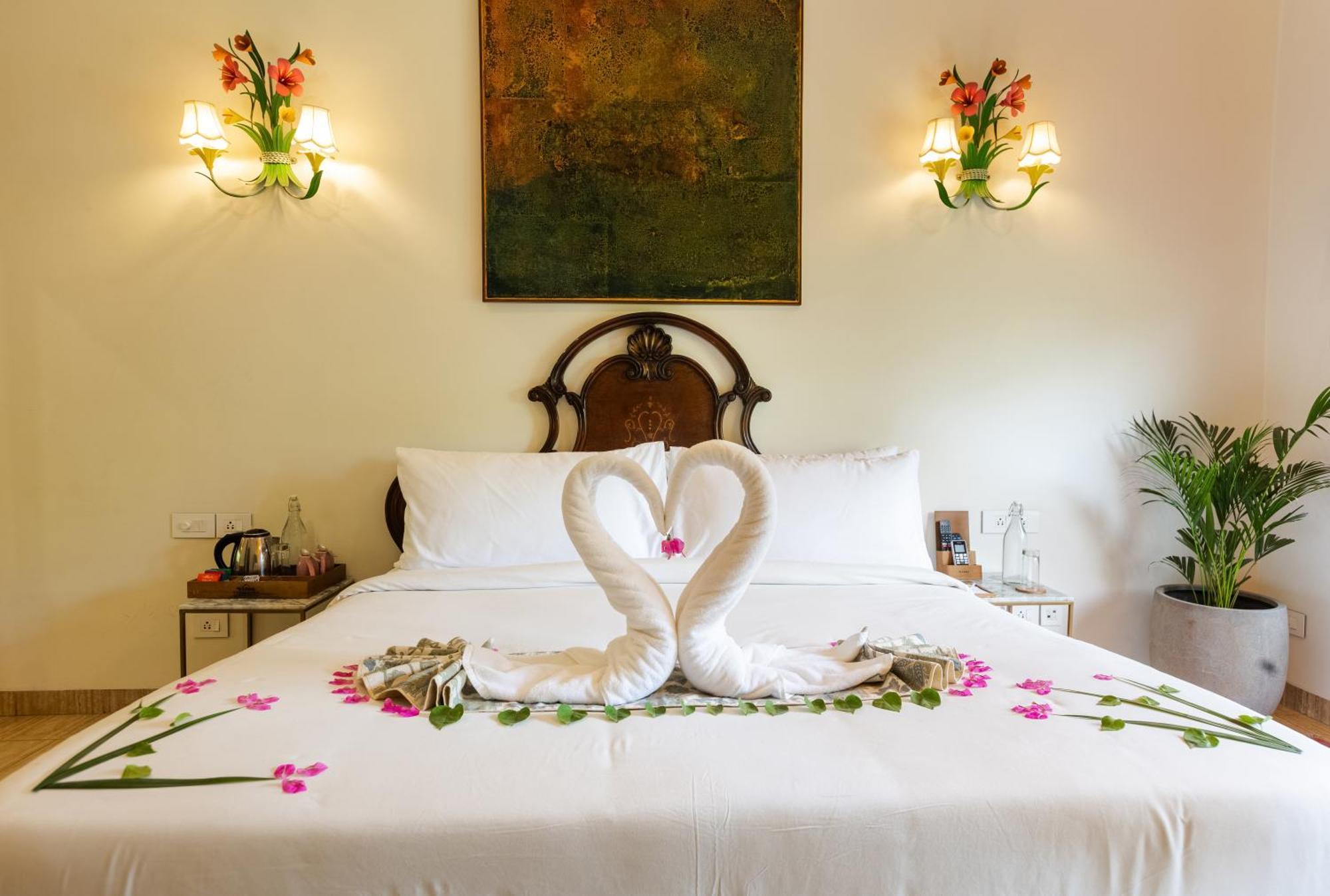 Karma Lakelands, Gurugram Гургаон Екстериор снимка