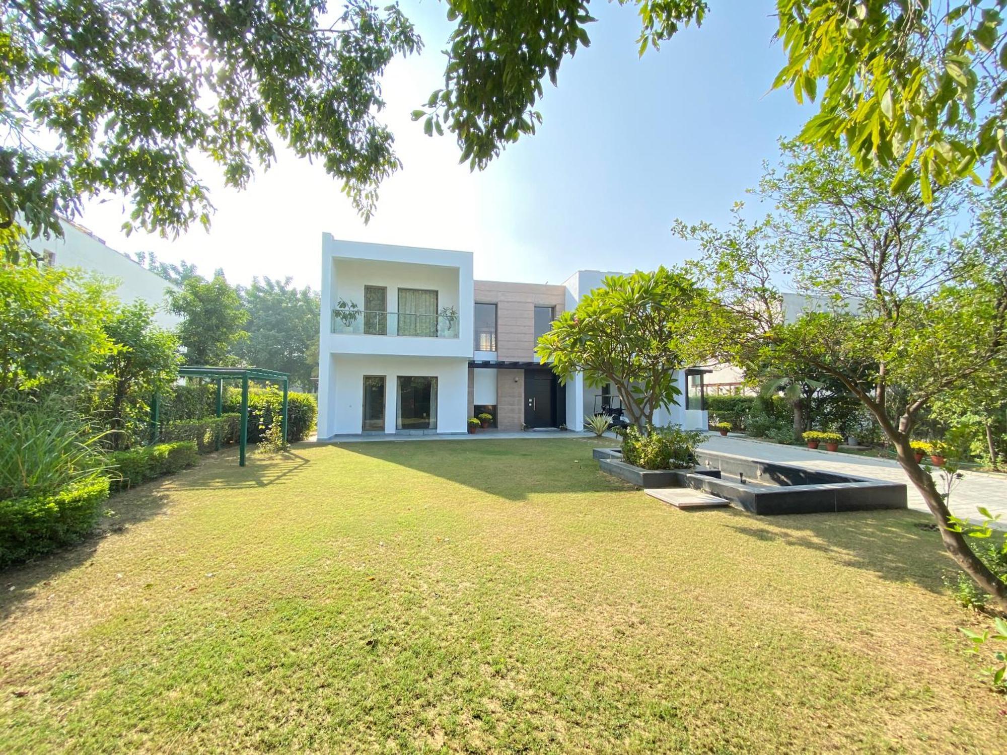 Karma Lakelands, Gurugram Гургаон Екстериор снимка